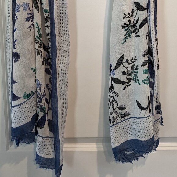 1.2.3 Paris Scarf Rectangular Blue & White Floral 6 ft Long Scarf - Picture 8 of 12